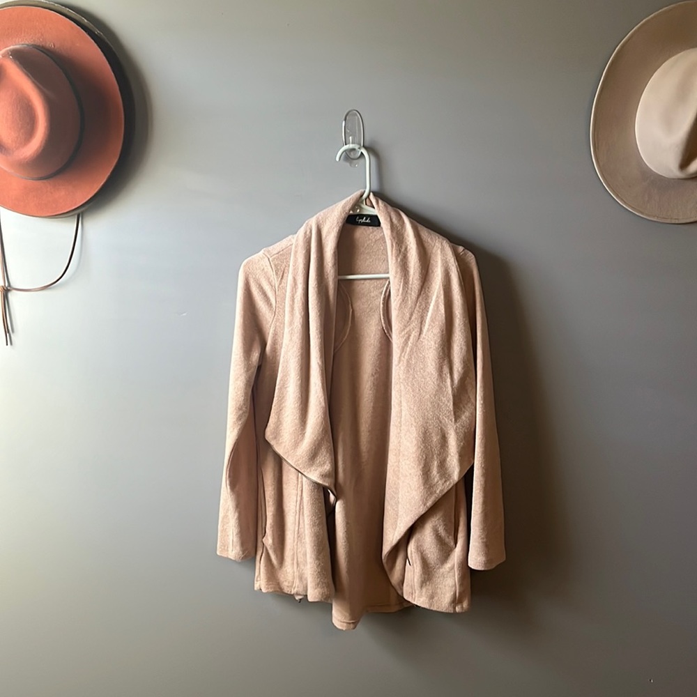 Gorgeous taupe/beige boho cardigan sweater/jacket with zip closure.